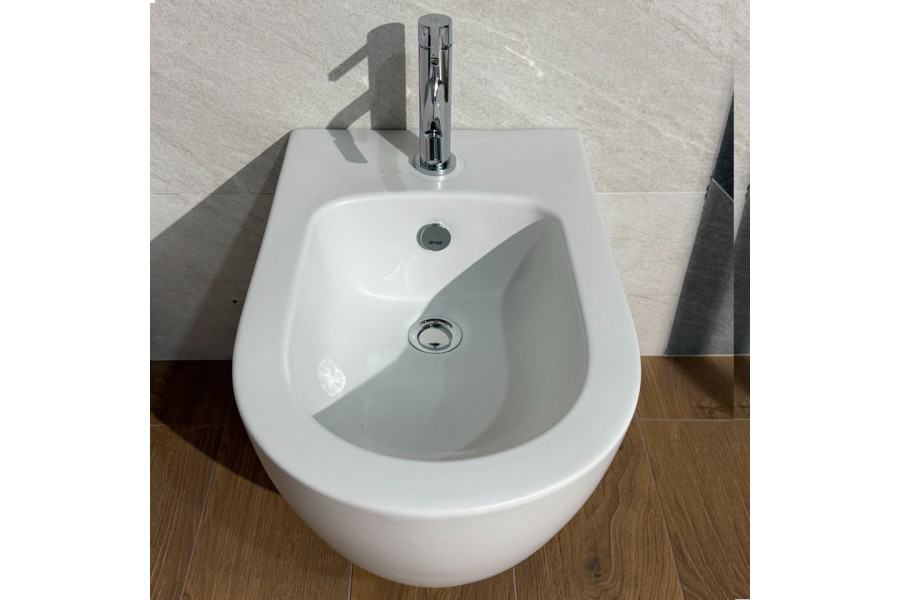TR19/F85 TREVI біде підвісне, білий матовий (1 сорт)